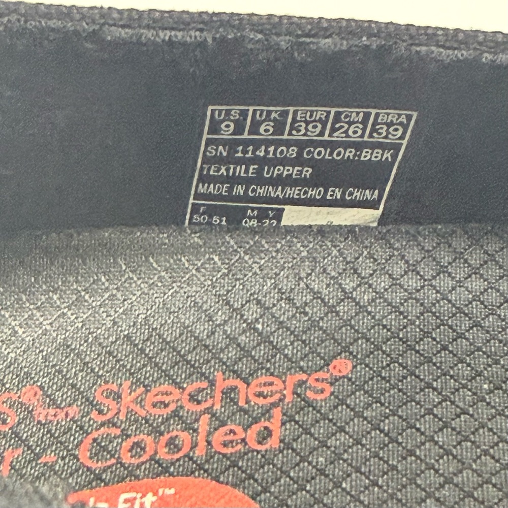 Skechers BOBS Arch Fit Slip-On Flats - Picture 8 of 8